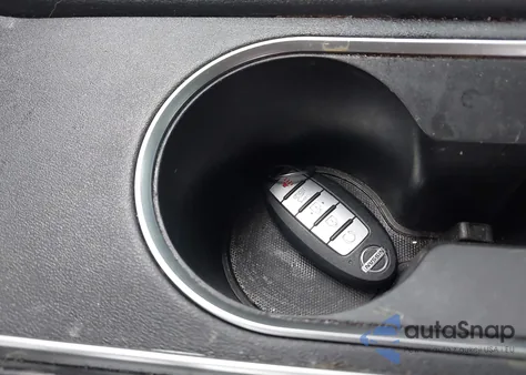 2019 Nissan Altima 2.5 Sv z USA, uszkodzony, nr VIN 1N4BL4DV3KC206997